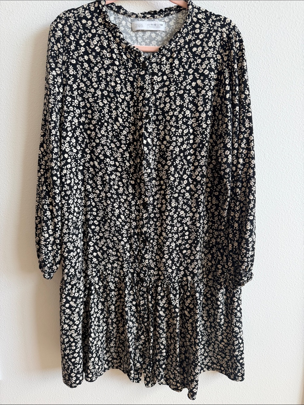 Zara Black and Cream Floral Tiered Long-Sleeve Dress